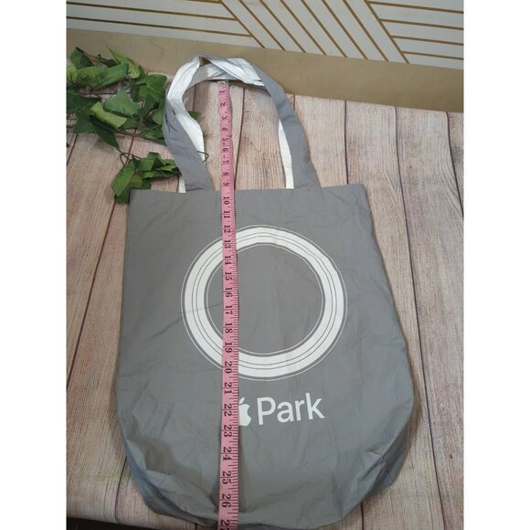 Apple Park California Nylon Reusable Packable Shopping Bag Tote LOGO Grey - Picture 8 of 8